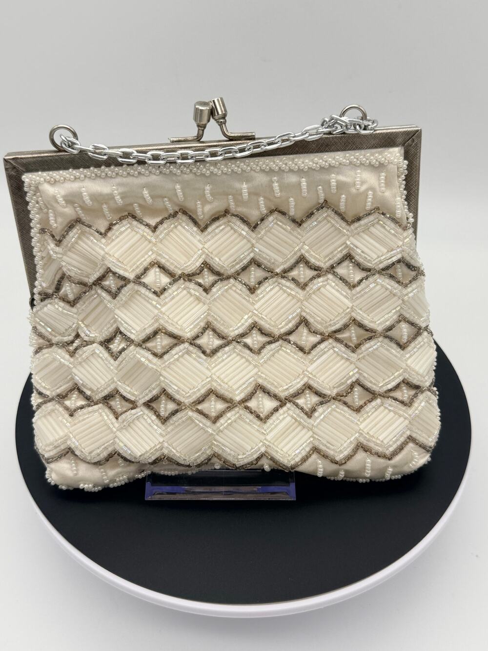 VINTAGE Fine Arts Bag Co. Beaded Evening Clutch (w/Replacement Chain)